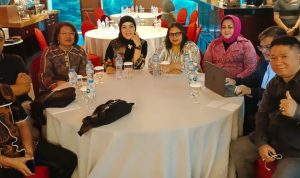 Relawan Emak-Emak