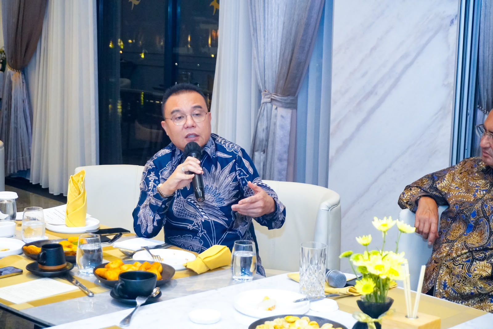 IMG-20260723-WA0048 Wakil Ketua DPR RI Sufmi Dasco Ahmad memberikan tanggapan resmi di hadapan Forum Kebangsaan.